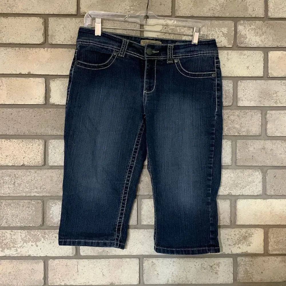 3for$20 longer shorts women size 6